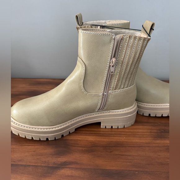 Time and Tru Brown Ankle Boots Women’s size 8.5 NWT - Picture 4 of 7